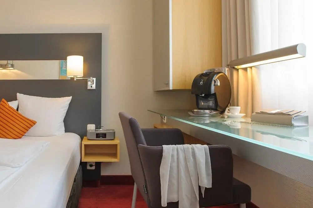 Mercure Hotel Duesseldorf City Nord 4*, Dusseldorf Germany